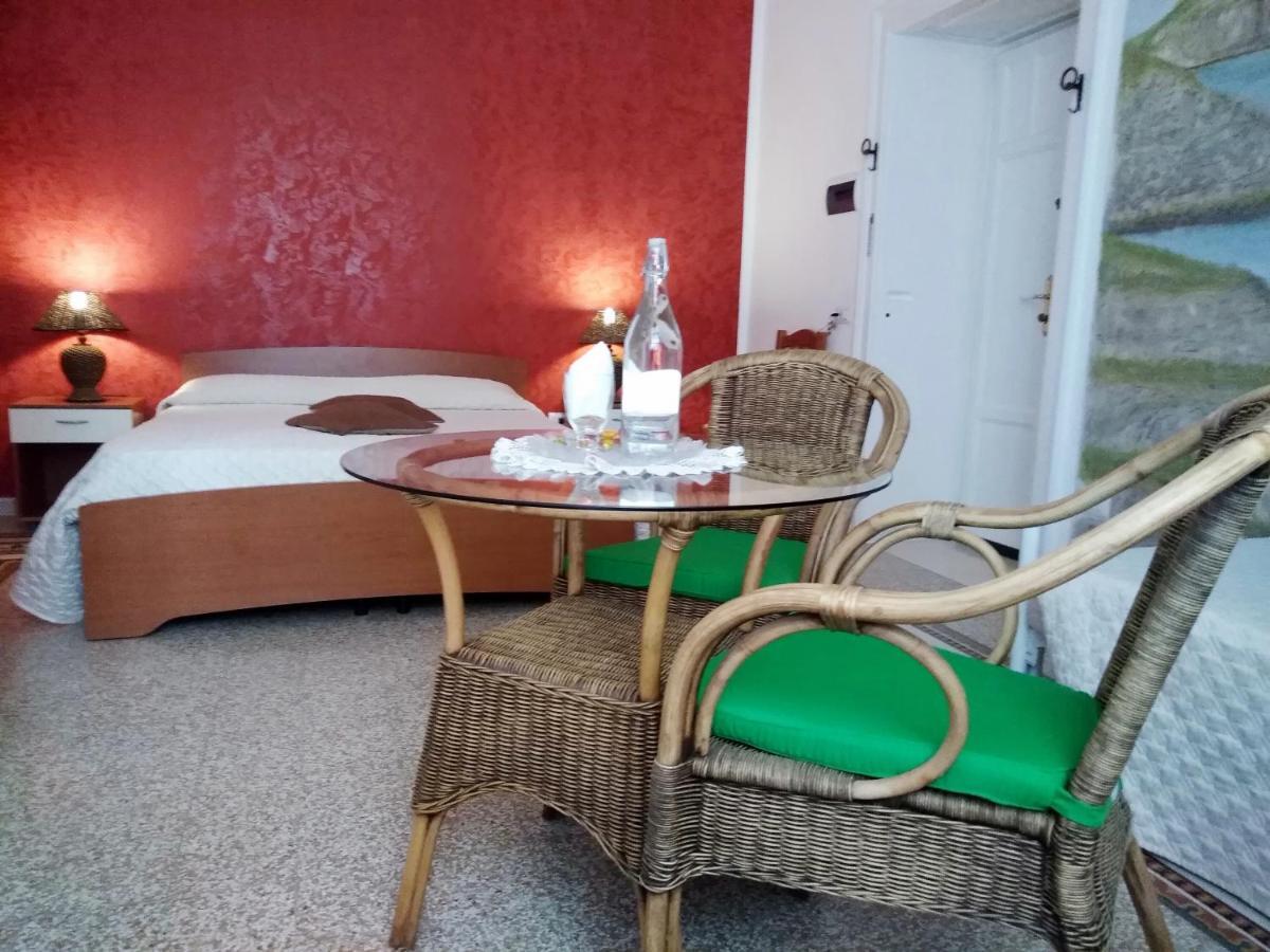 B&B Vico Vacanze Vico del Gargano Kültér fotó